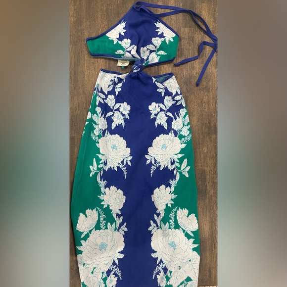 Farm Rio Soft Garden Dress - Picture 4 of 9